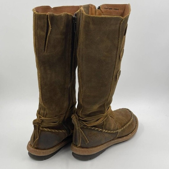 🤎 Born Boots Womens 6.5 Brown Torrey Moccasin Distressed Leather Suede Tall - Picture 3 of 12